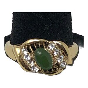 Womens Fashion Ring‎ Green Stone and Clear Crystals Size 6
